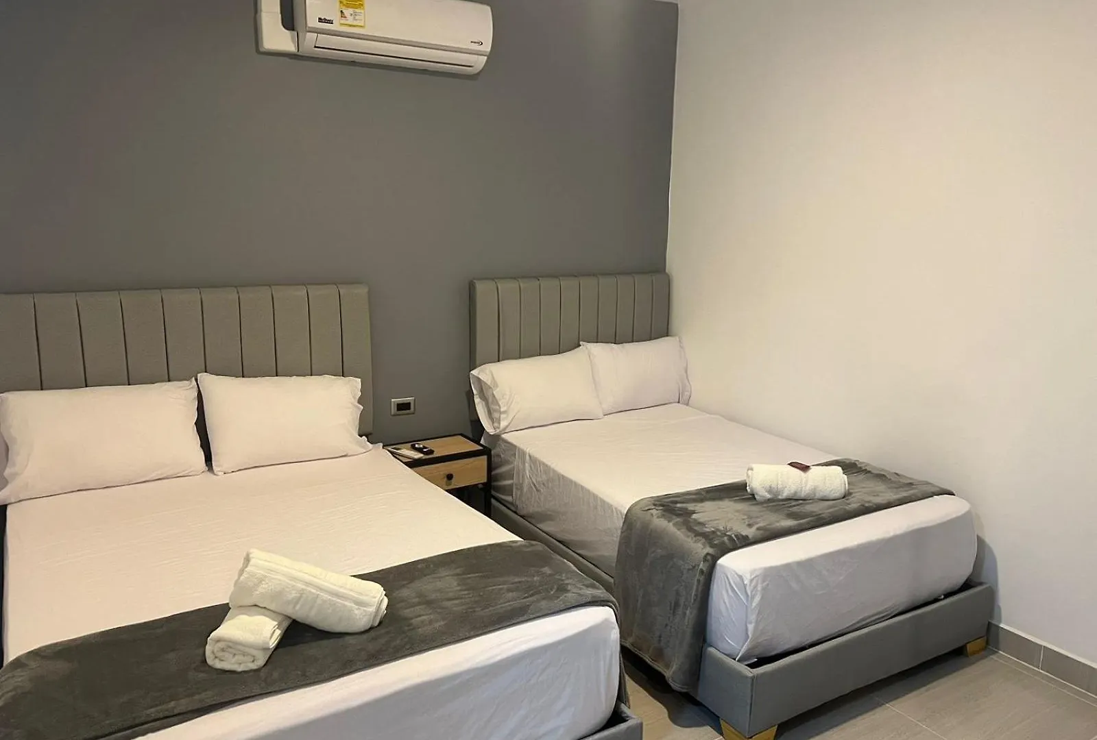 ***  Hotel San Juan 70 麦德林 哥伦比亚