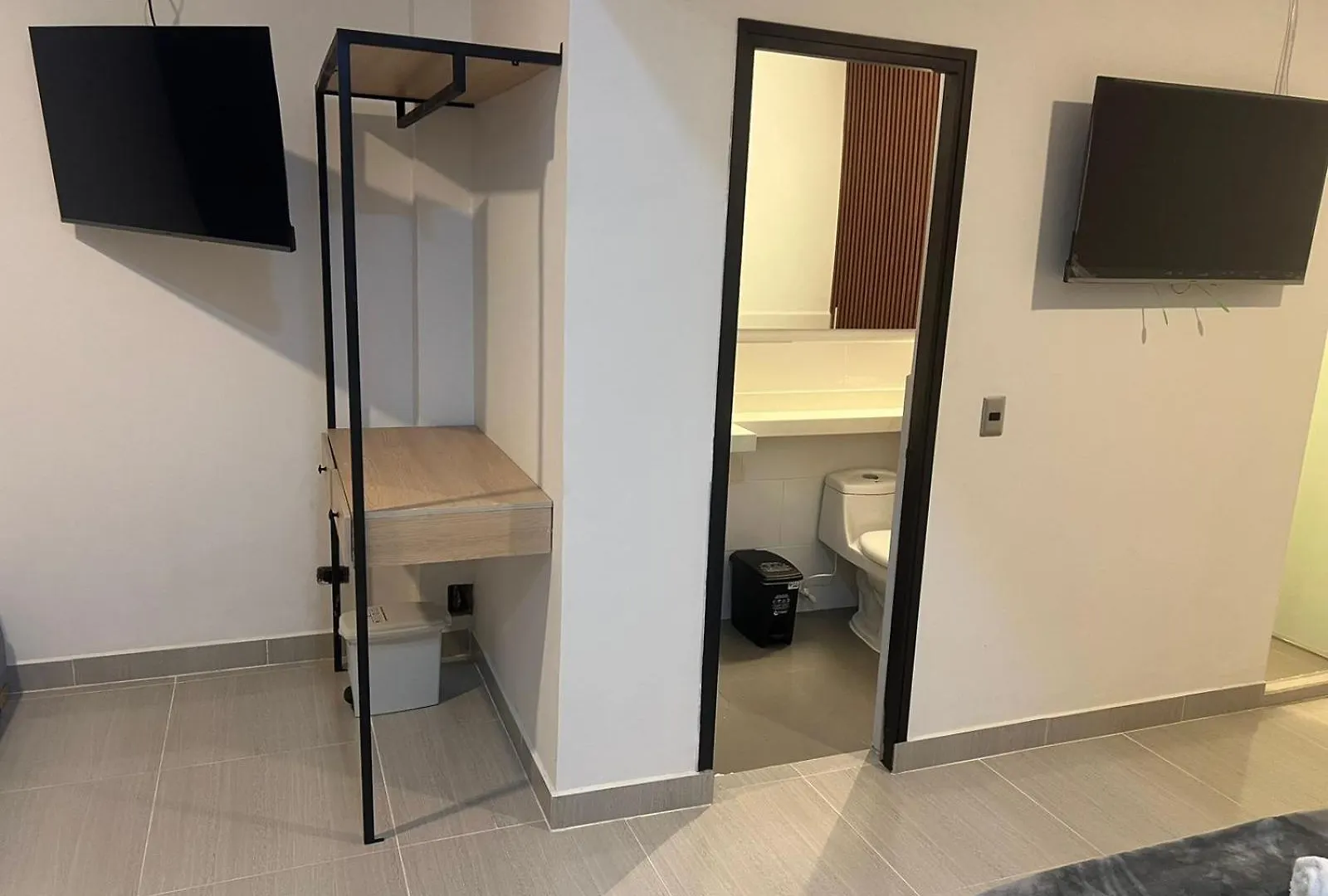 ***  Hotel San Juan 70 麦德林 哥伦比亚